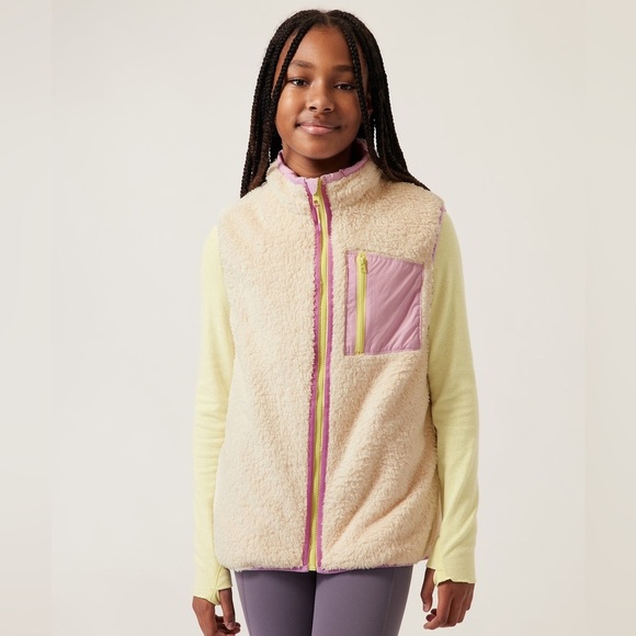 NWT Athleta Girl size 14 XL So Toasty Reversible Sherpa Zip Up Vest Jacket New - Picture 1 of 11